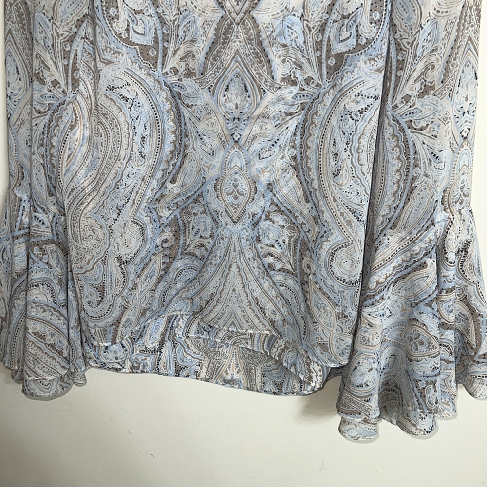 White House Black Market Blouse - Picture 5 of 8